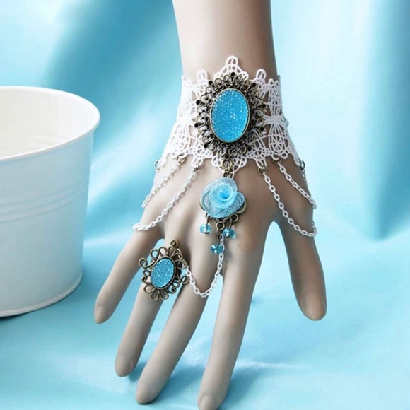 3 for 25! - Picture 1 of 1